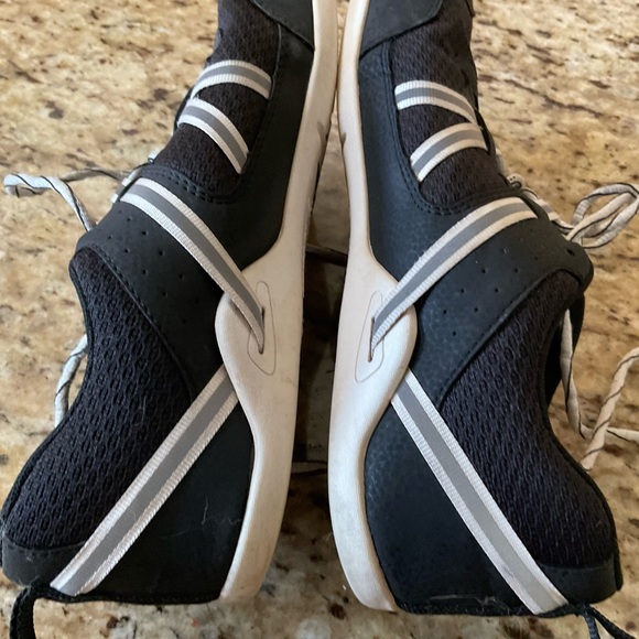 Xero Prio Shoes. Size 9.5 - Picture 2 of 7